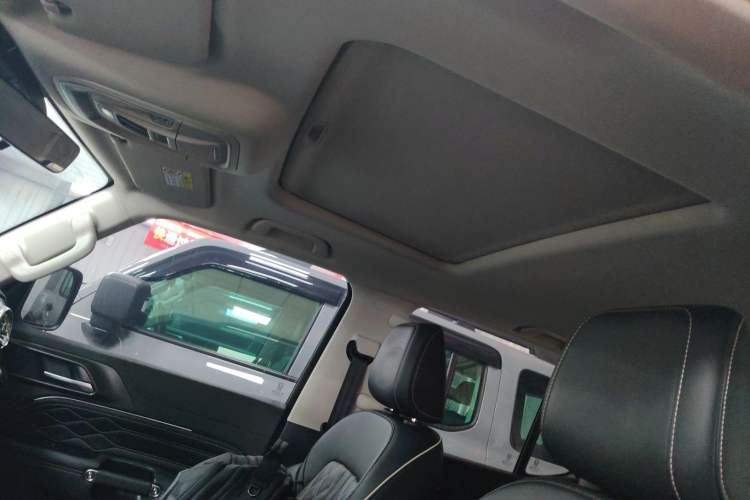 Used Tank 300 2023 Off-Road Edition 2.0T Challenger