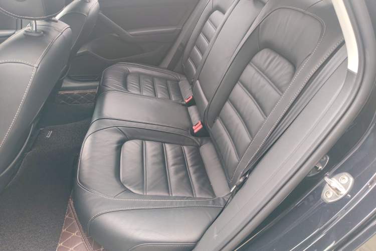 Used Volkswagen Passat 2017 330TSI DSG Luxury Edition
