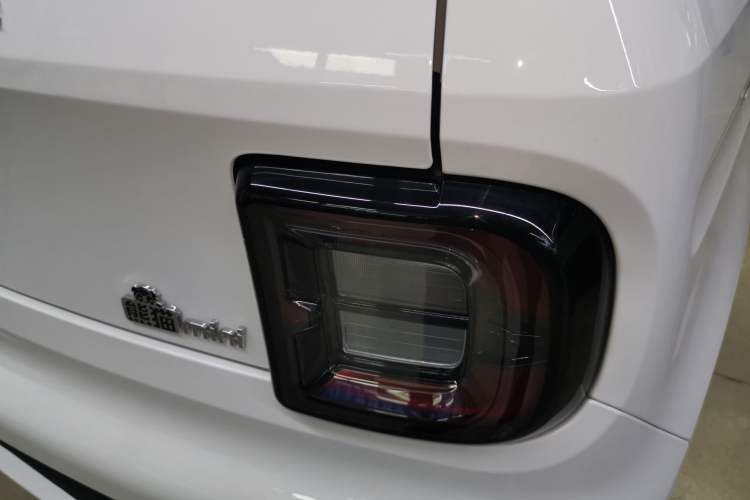 Used Geely Galaxy Panda 2025 210 km – Yuanqi Bear Right Rear Taillight