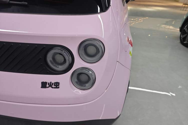 Used firefly firefly 2025 Illuminated Edition