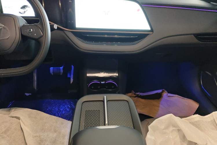 Used Hongqi EH7 2025 600 Smart Selection Edition