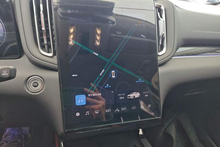 Used Hongqi HS3 2023 1.5T Two-Wheel Drive Shanwei Edition
