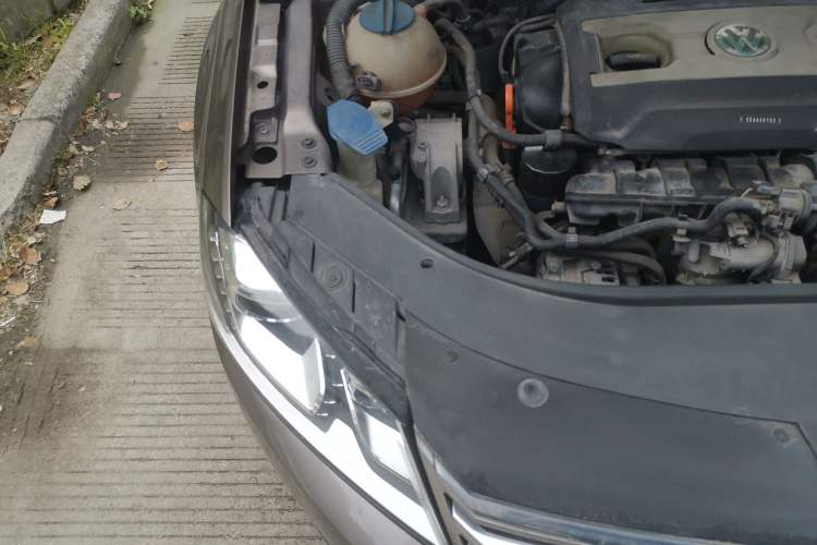 Used Volkswagen Magotan 2013 1.8TSI Prestige Model
