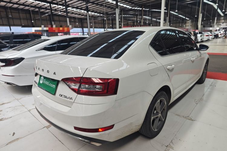 Used Skoda Octavia 2022 1.5L Automatic Comfort Edition Rear Right 45 Deg