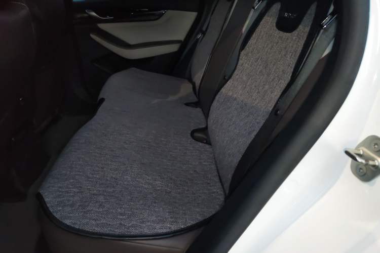 Used BYD Qin PLUS 2024 HONOR Edition DM-i 55KM Leading Model