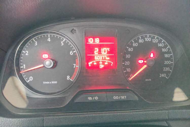 Used Volkswagen Jetta 2013 1.6L Manual Fashion Edition
