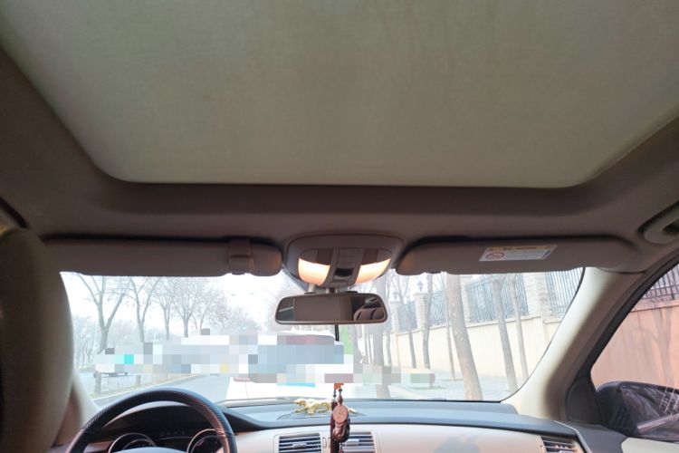 Used Mercedes-Benz R-Class 2017 R 320 4MATIC Business Edition Prestige Model
