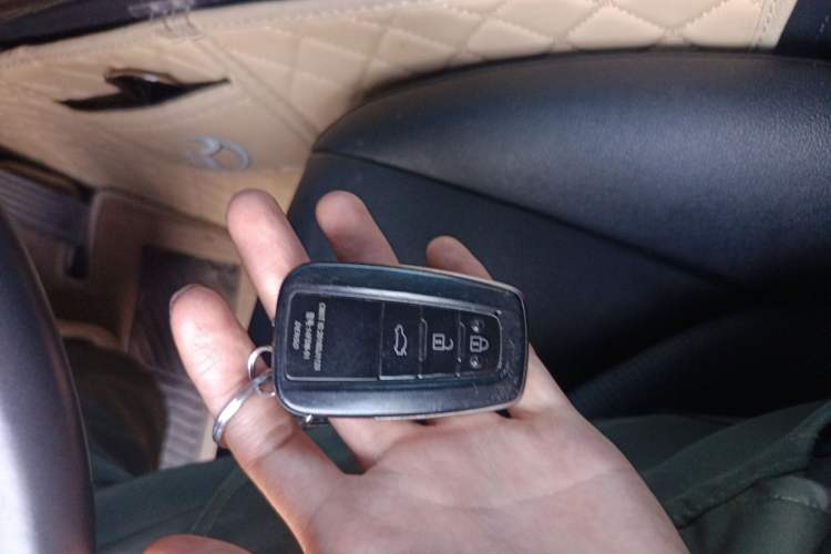 Used Toyota Camry 2019 2.0G Luxury Edition China VI Standard