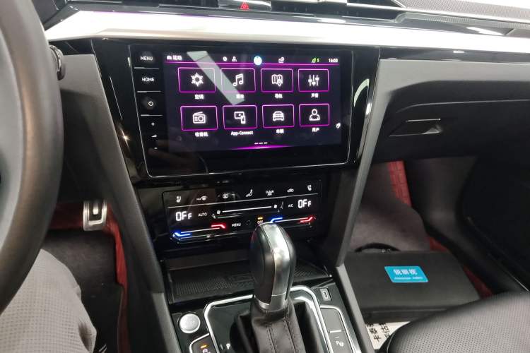 Used Volkswagen FAW-Volkswagen CC 2023 Hunting Vehicle 380TSI Hunter's Heart Edition