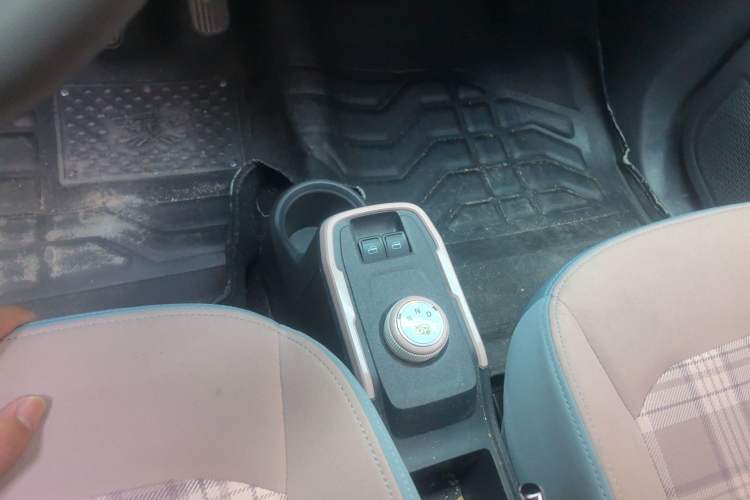 Used Chery QQ Ice Cream 2024 170km Sundae Gear Lever