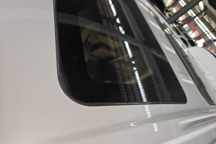 Used Buick GL8 2022 ES Land Cruiser 653T Luxury Model
