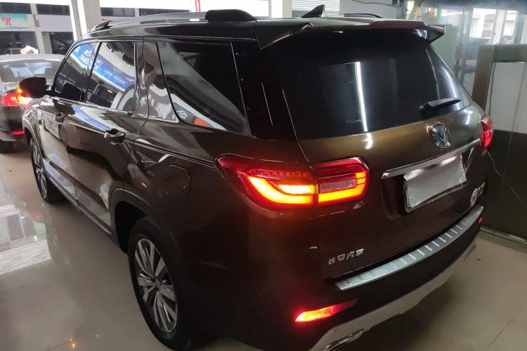 Used CHANGAN CS95 2017 2.0T Two-Wheel Drive Zhitu Edition