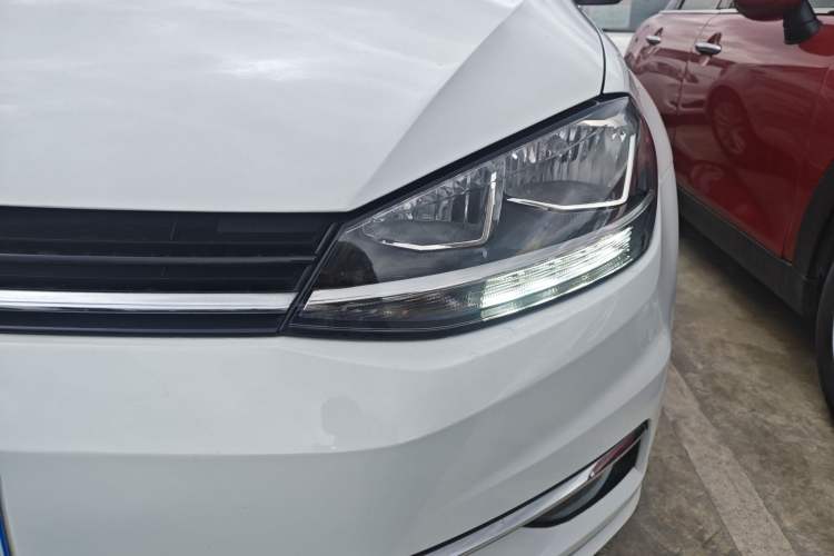 Used Volkswagen Golf 2018 1.6L Automatic Comfort Model
