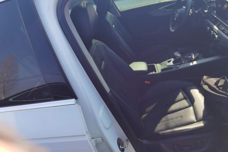 Used Audi A4L 2019 40 TFSI Ambition China VI