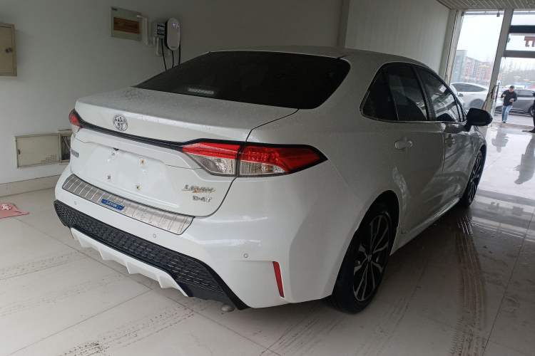 Used Toyota Levin 2021 185T CVT Sport Edition Rear Right 45 Deg