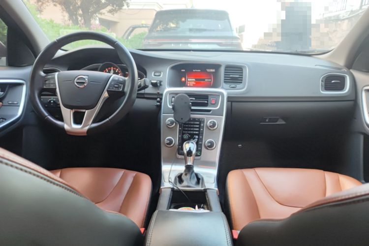 Used Volvo S60 2018 S60L T4 Smart & Ambitious Edition