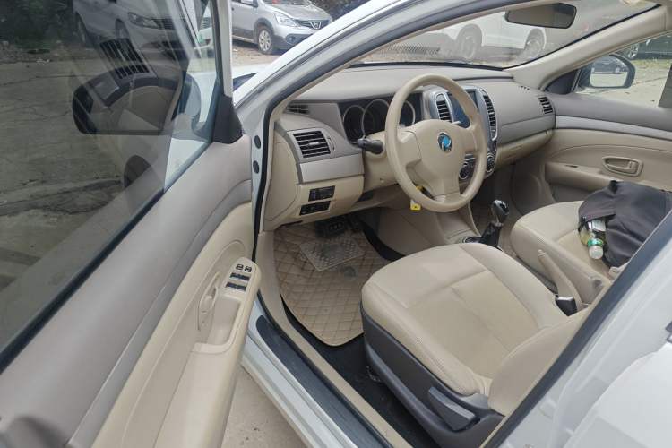 Used Dongfeng Junfeng E11K 2021 60.43 kWh Battery-Swap Version Driver Seat