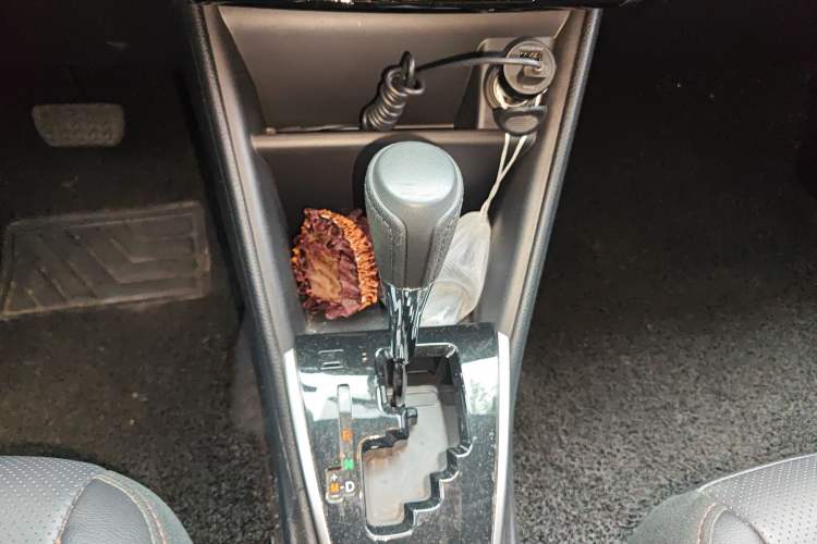 Used Toyota YARiS L Zhi Xuan 2022 X-Trail 1.5L CVT Luxury PLUS Edition