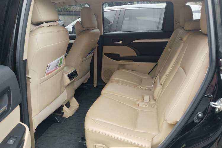 Used Toyota Highlander 2015 2.0T Four-Wheel Drive Luxury Edition 7-Seater
