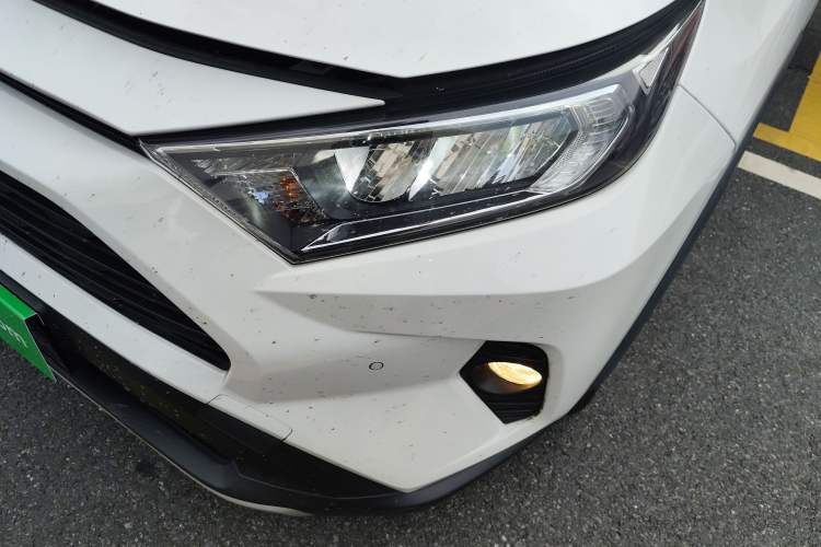 Used Toyota RAV4 2020 Dual-Engine 2.5L E-CVT Four-Wheel Drive Elite Edition Left Front Headlight