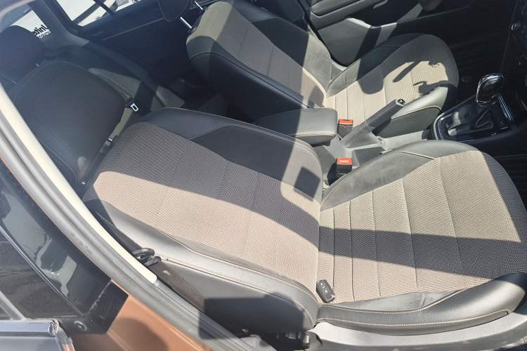 Used Volkswagen C-TREK 2017 1.6L Automatic Comfort Model
