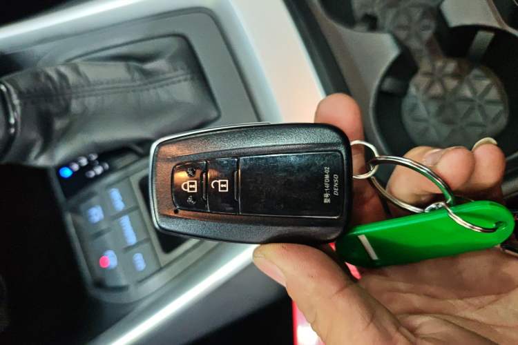 Used Toyota Wildlander 2021 Dual-Engine 2.5L E-CVT Two-Wheel Drive Luxury Edition