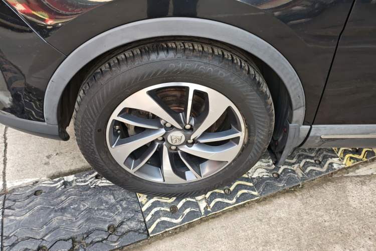 Used Baojun 560 2015 1.8L manual luxury version
