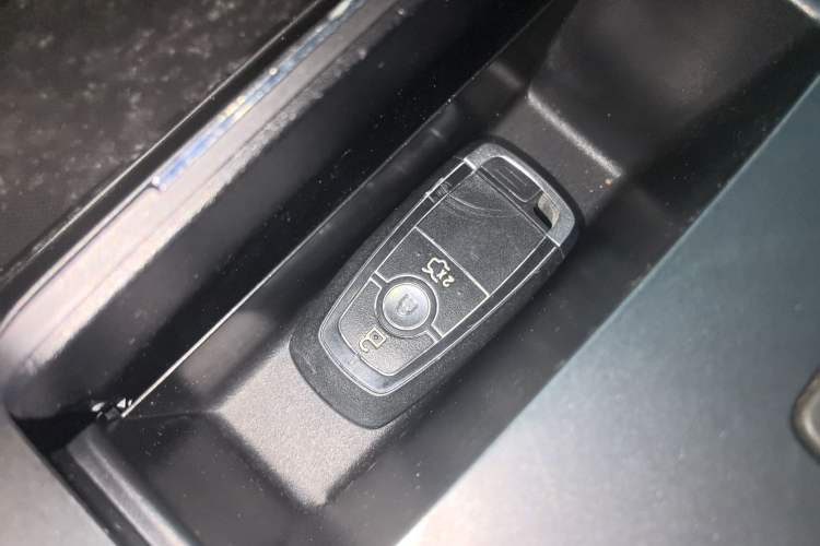 Used Ford Mondeo 2018 EcoBoost 200 Smart Control Fashion Model China VI Standard