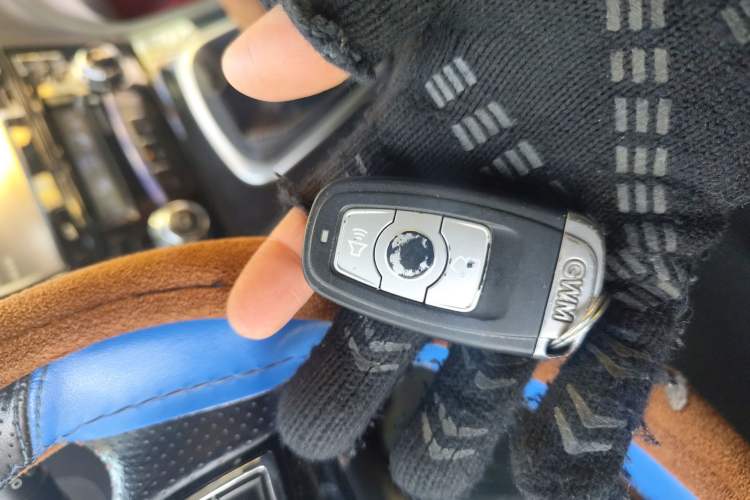 Used Haval H6 2014 Upgraded Model 1.5T Manual Two-Wheel Drive Elite Version
