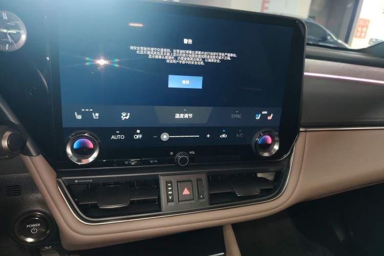 Used Lexus ES 2025 300h Deluxe Edition
