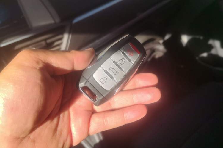 Used Haval H6 2018 Blue Label Sport Edition 1.5T Automatic Two-Wheel Drive Elite Model Vehicle Key