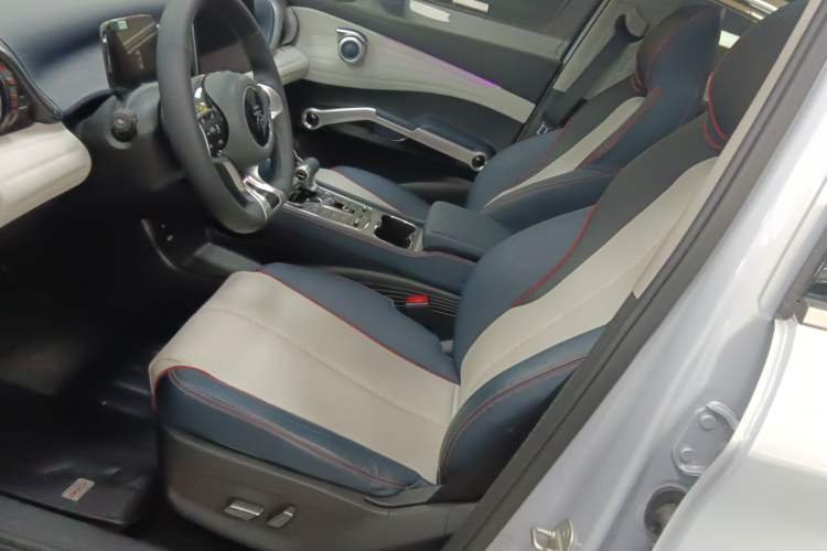 Used BYD Yuan PLUS 2022 430 km Luxury Version Left Front Seat