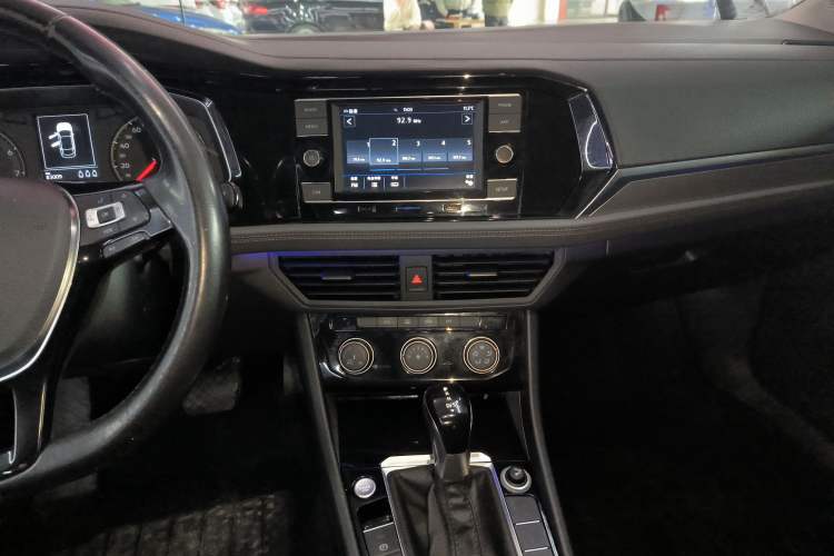 Used Volkswagen Sagitar 2019 280TSI DSG Comfort Version China VI Standard Audio And AC Panel