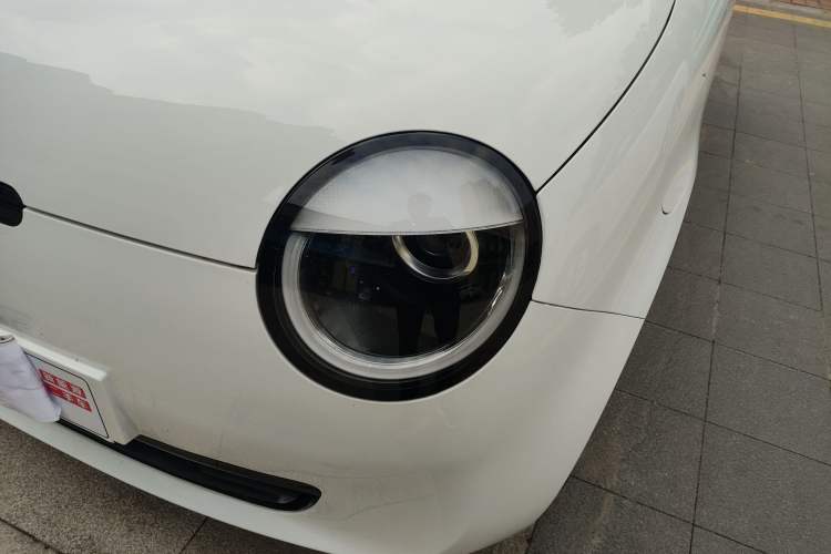 Used CHANGAN NEVO Lumin 2022 155 km – Refreshingly Sweet Edition Left Front Headlight