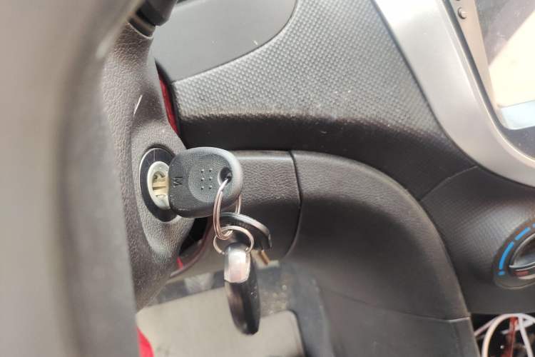 Used Hyundai Verna Ray 2014 1.4L Manual GL Vehicle Key