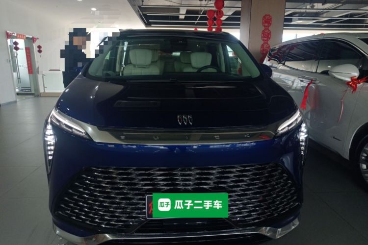 Used Buick Century 2025 2.0T Seven-Seater Yinshi Edition Front