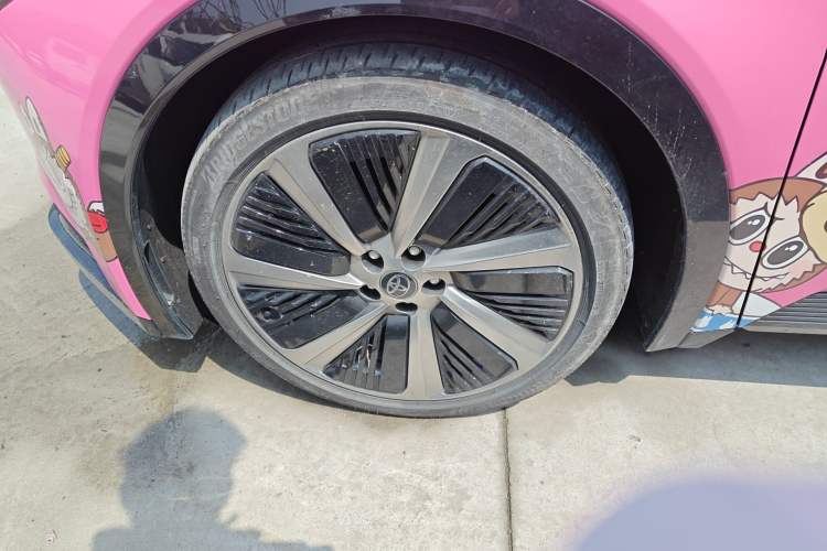 Used Toyota bZ5 2025 Model 550 PRO Smart Driving Edition Exterior 4