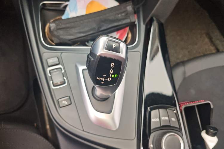 Used BMW 3 Series 2017 320Li Fashion Model
