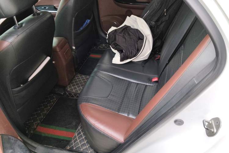 Used BYD Surui 2015 Revised Version 1.5L Manual Luxury Edition