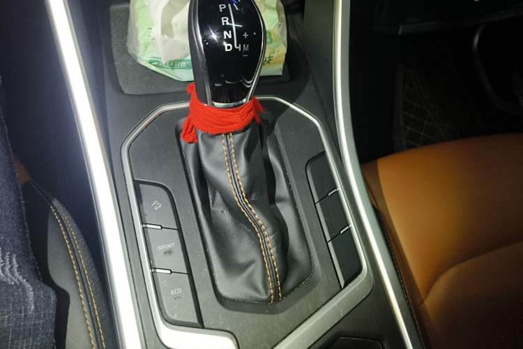 Used Geely Auto Vision X6 2020 1.4T CVT Luxury Edition
