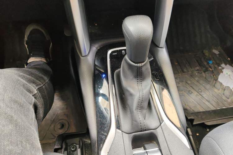 Used Toyota FRONTLANDER 2023 2.0L CVT Leading Edition
