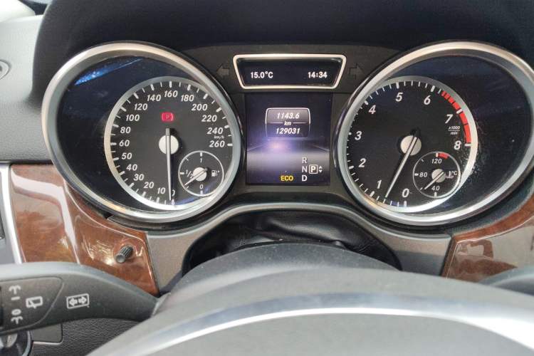 Used Mercedes-Benz M-Class 2015 ML 400 4MATIC Dynamic Model
