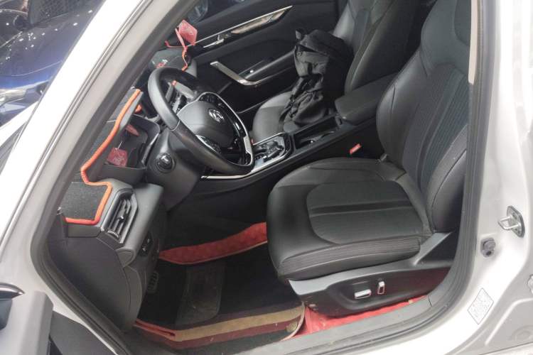 Used Dongfeng Aeolus Yixuan 2020 230T Automatic Cool Edition
