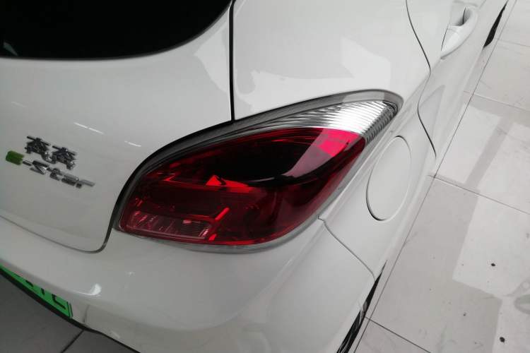 Used Oshan Benni E-Star 2022 Qingxin Edition Colorful Model Lithium Iron Phosphate