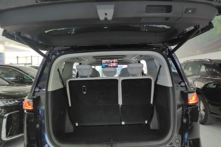 Used VOYAH Dream 2025 PHEV Four-Wheel-Drive Flagship Kunpeng Edition