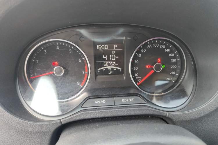 Used Volkswagen Polo 2016 1.6L Automatic Comfort Model
