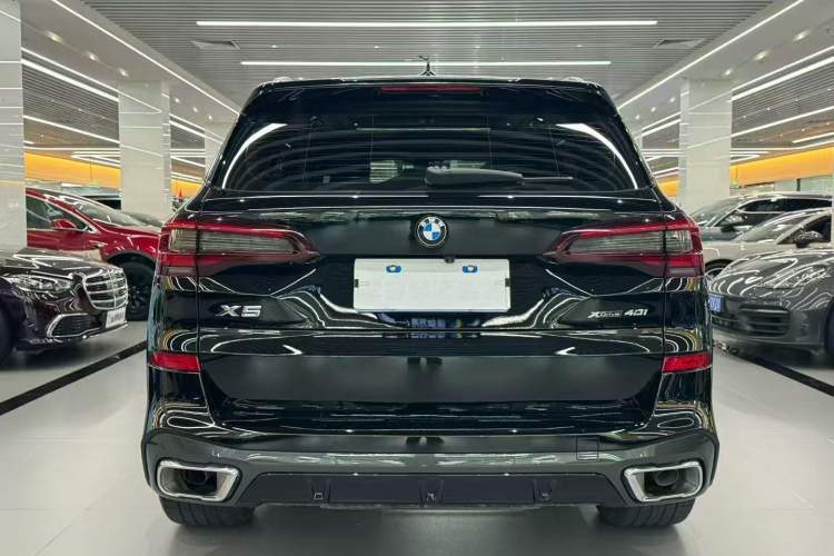 Used BMW X5 2022 xDrive 30Li M Sport Package
