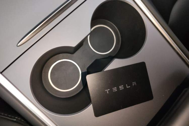 Used Tesla Model Y 2024 Rear-Wheel-Drive Version Vehicle Key