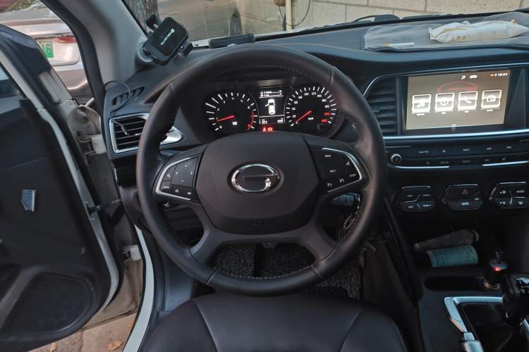 Used GAC Trumpchi GS4 2017 200T Manual Two-Wheel Drive Luxury Edition