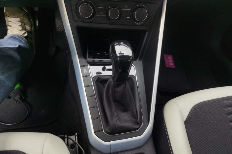 Used Volkswagen Polo 2019 Plus 1.5L Automatic Colorful Technology Edition Gear Lever